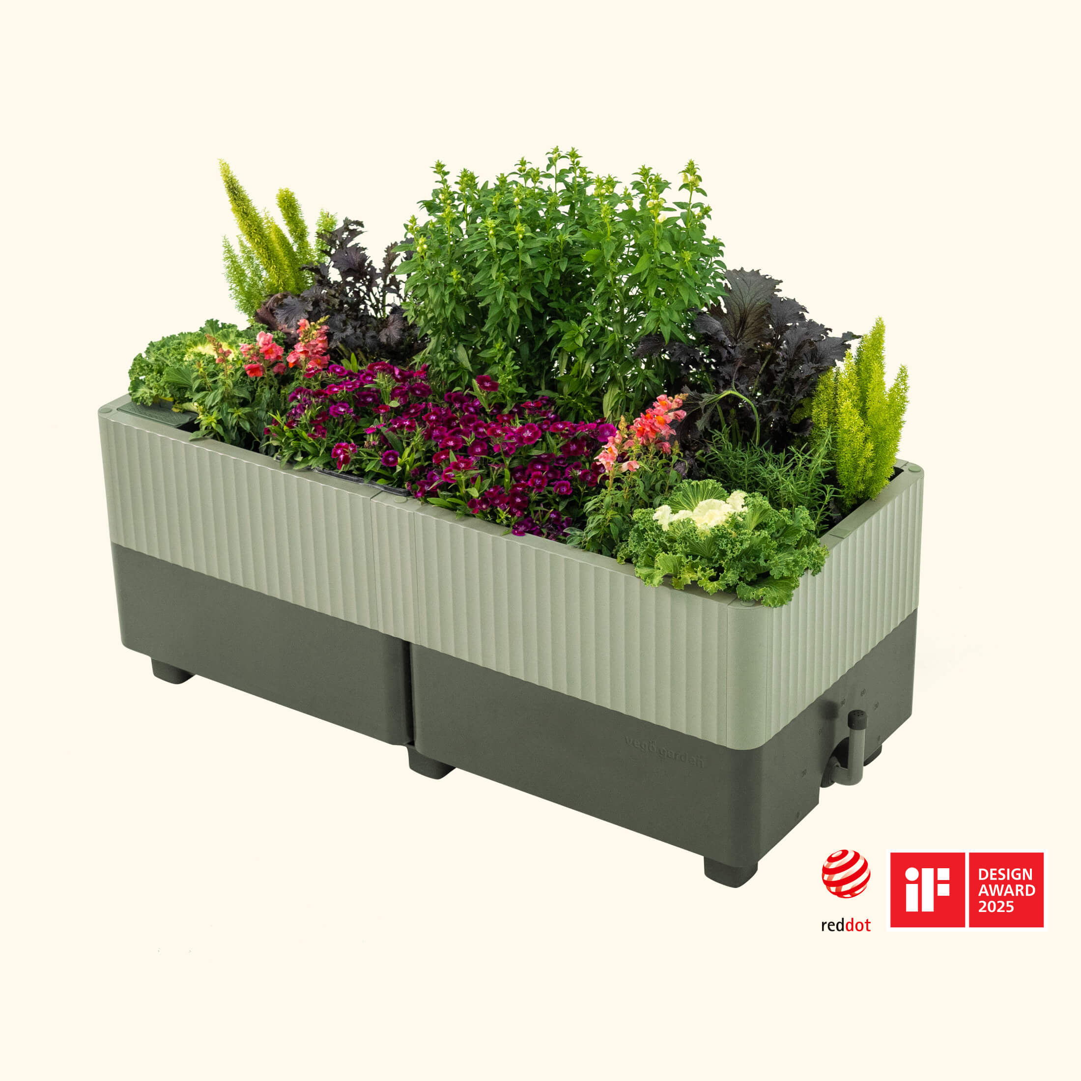 The EZCube Self-Watering Planter 53 cm x 122 cm